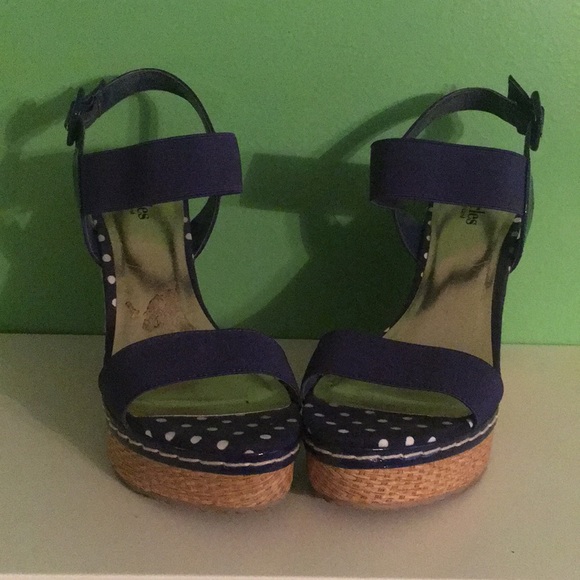 Charles by Charles David - Picture 3 of 3